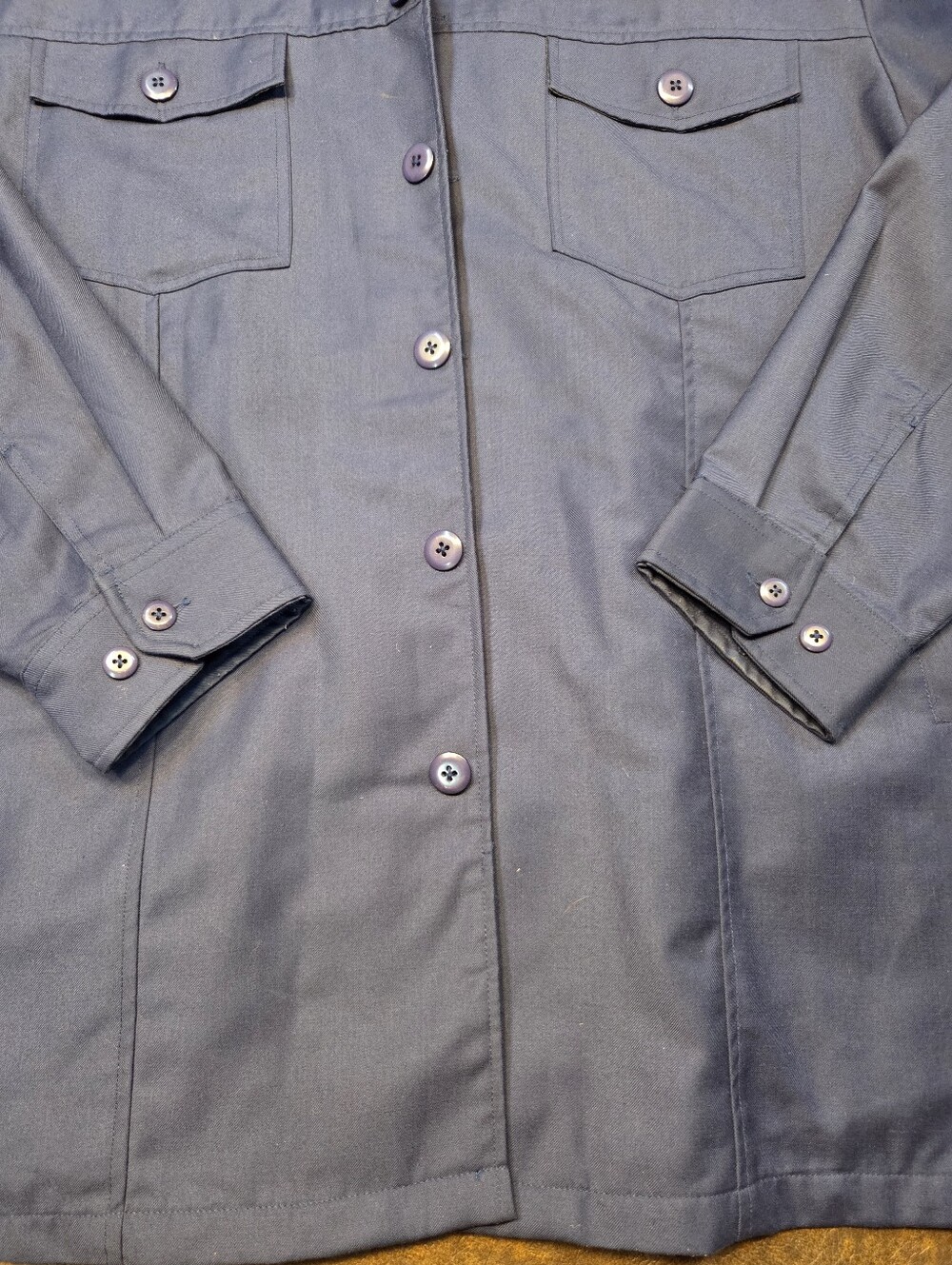 Lightweight Button Down Jacket - Picture 3 of 5